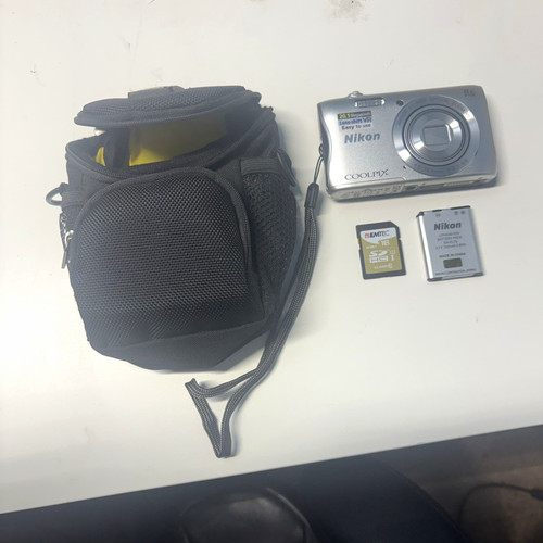 Nikon coolpix s3700 - nikon,